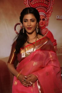 Shruthi Haasan Latest Stills (8)