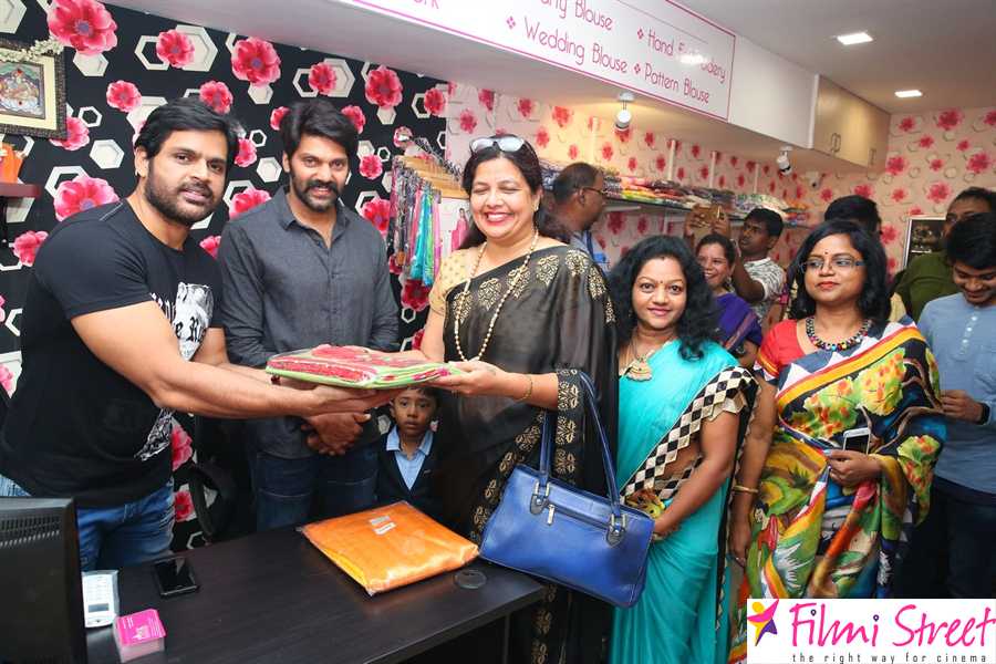 Actor Arya and Shaam Launches 'Pink Designers' Boutique Photos (29)