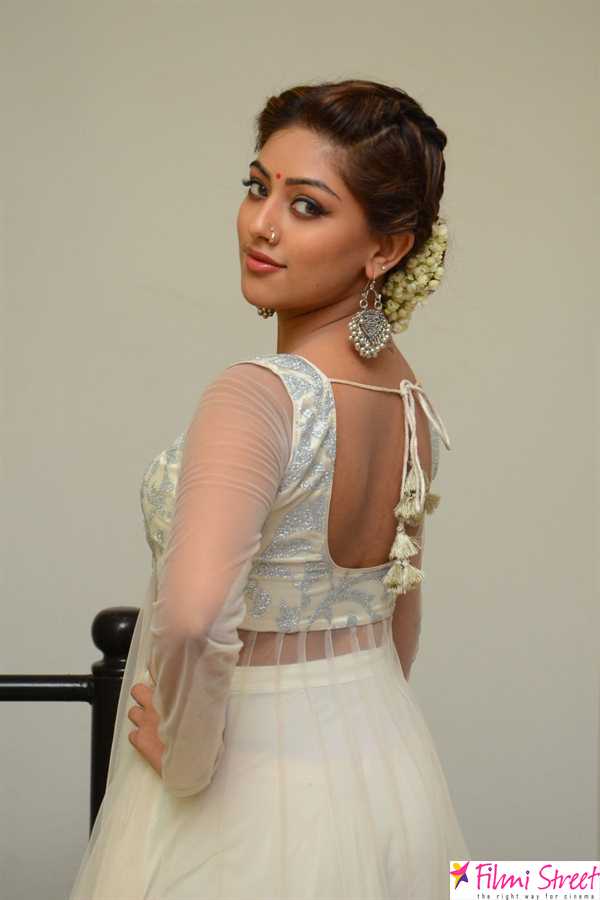 Actress Anu Emmanuel latest photos (23)