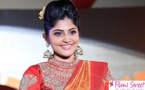 Manjima Mohan Latest Photos (13)