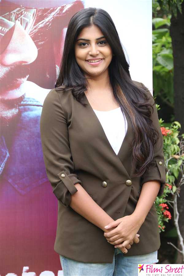 Manjima Mohan Latest Photos (2)