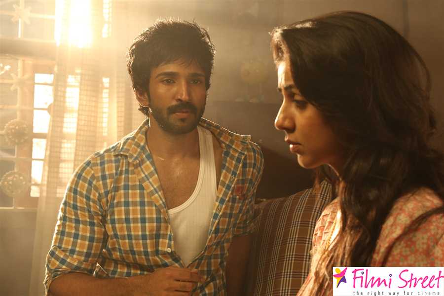 Maragatha Naanayam Movie Stills (6)