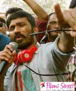 Popular Telugu Nagarjuna may act in Dhanushs directorial